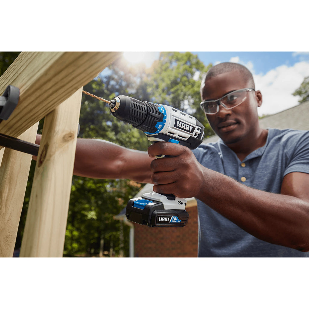 20-Volt Cordless 4-Tool Combo Kit & 200-Piece Drill & Driver Accessory Kit I362