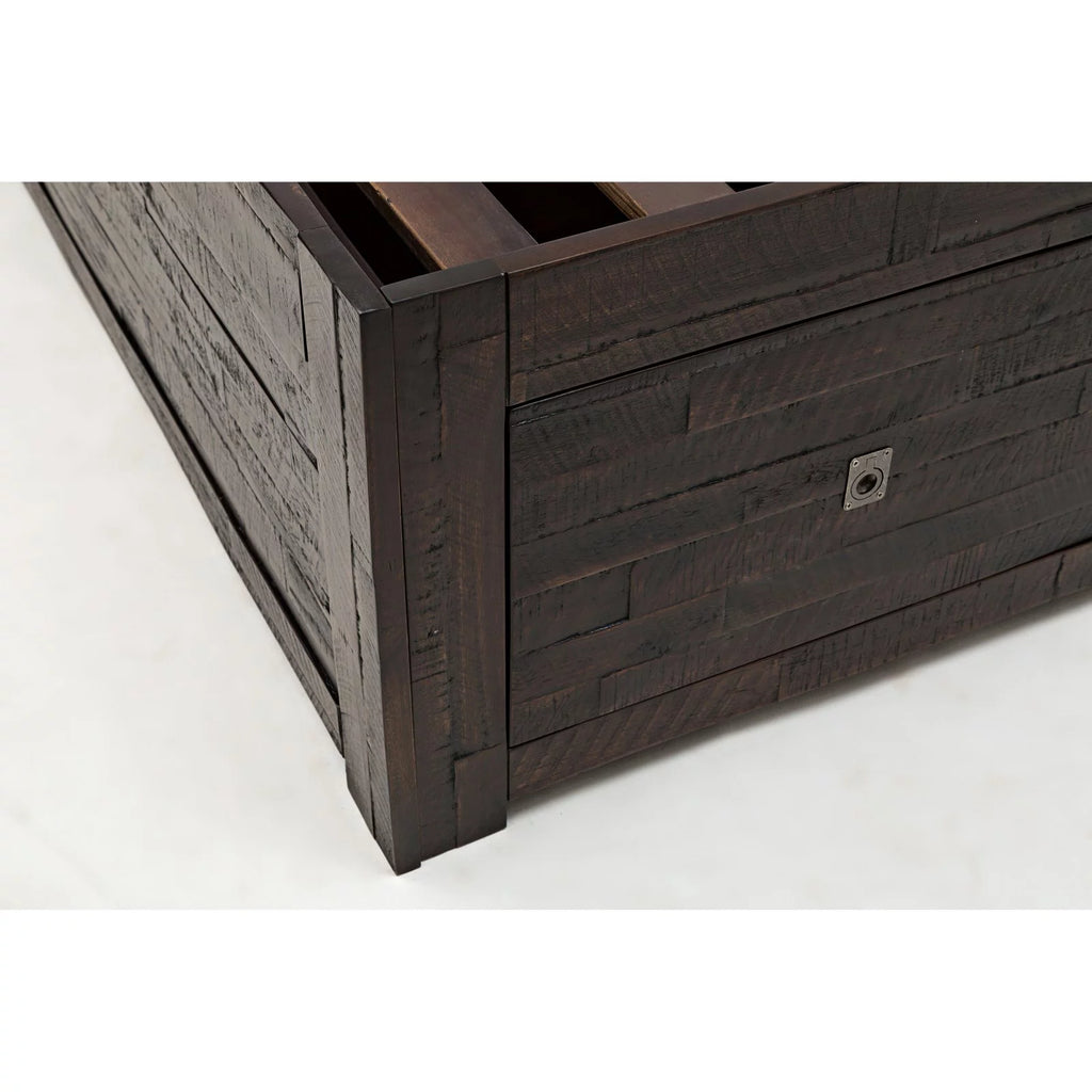 Queen Storage Bed B681180