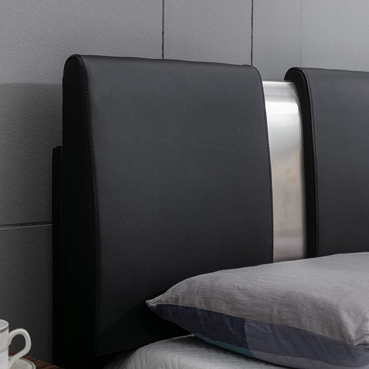 King Size Bed Frame with Adjustable Headboard Black L415