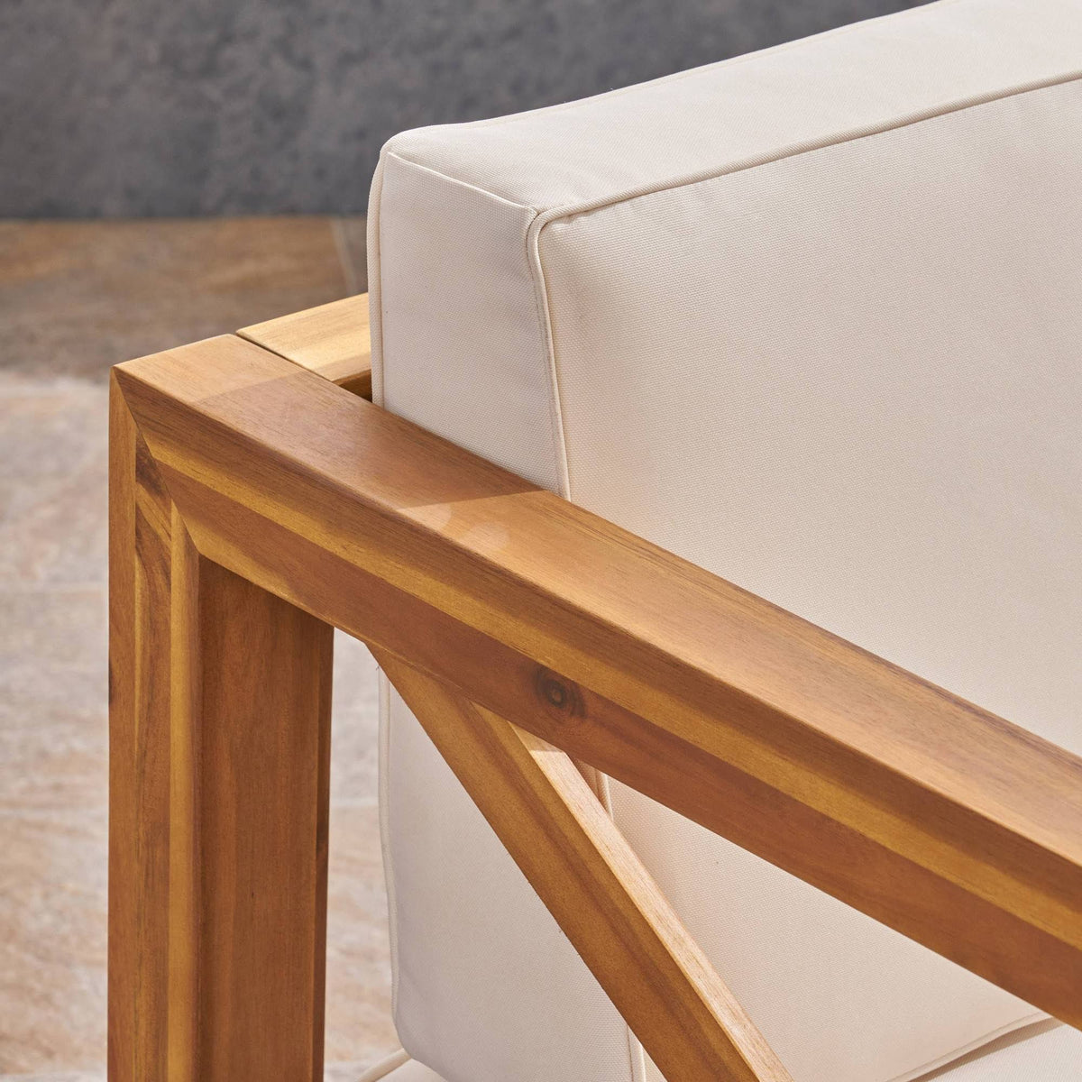 Acacia Wood Club Chair O9836