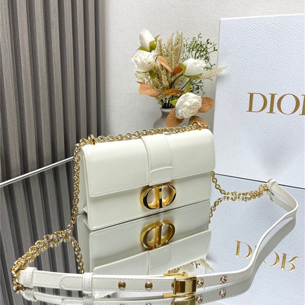 White C48781