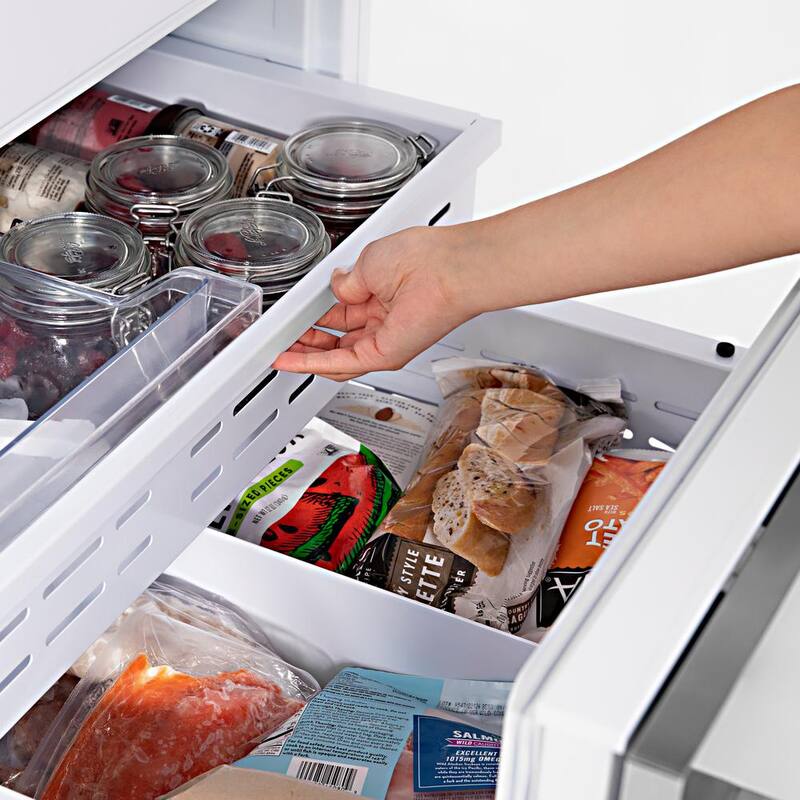 30 in. Bottom Freezer Refrigerator with Ice and Water Dispenser V670631