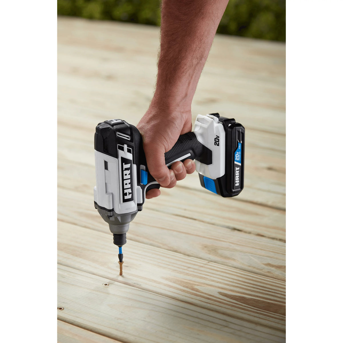 20-Volt Cordless 4-Tool Combo Kit & 200-Piece Drill & Driver Accessory Kit I362