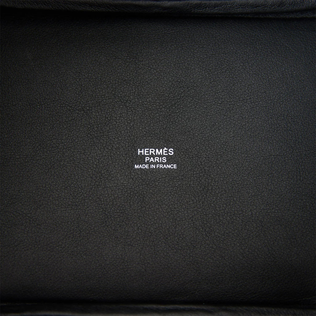 Black 18 Cargo Bucket Bag X77594