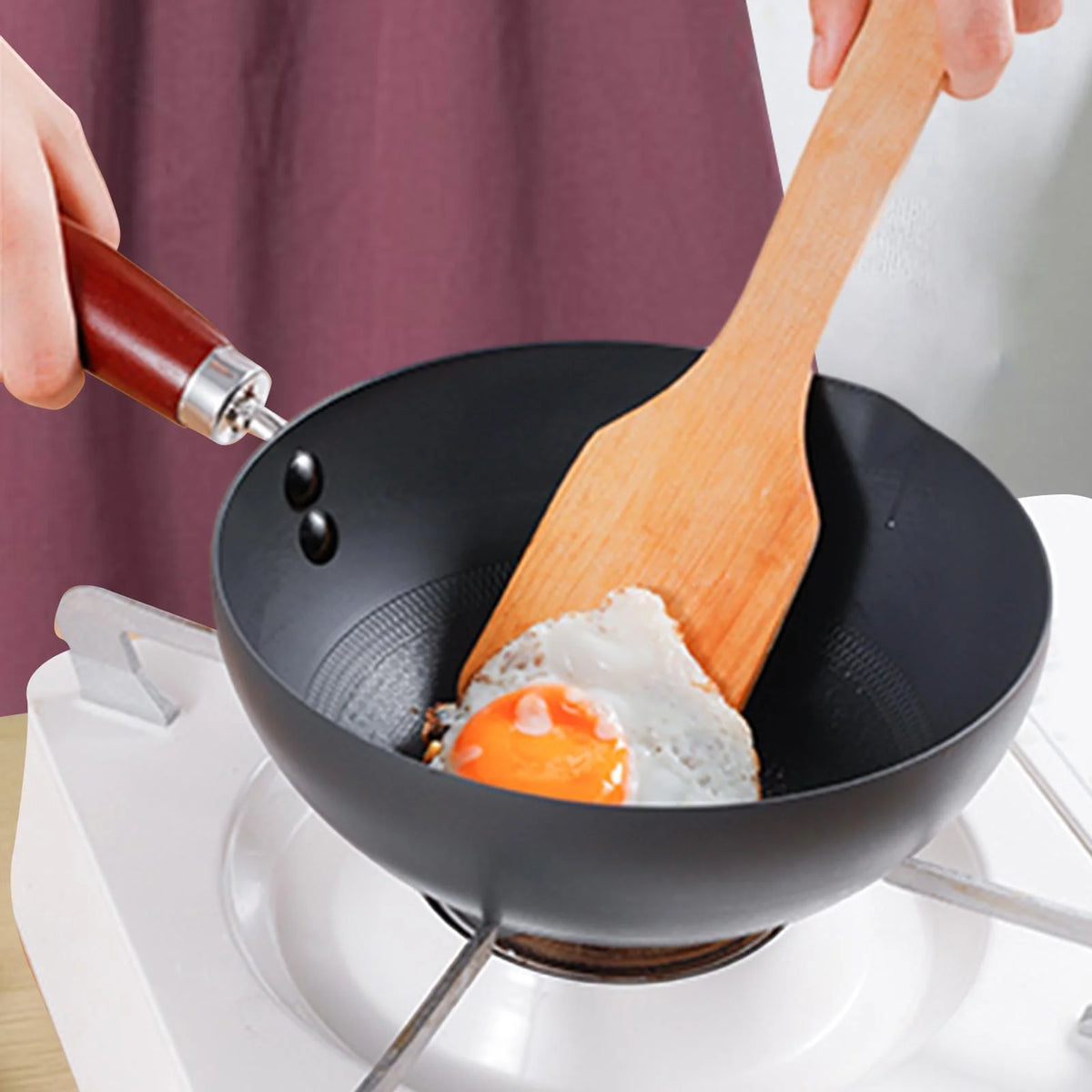 Non Stick Wok with Cover I54540