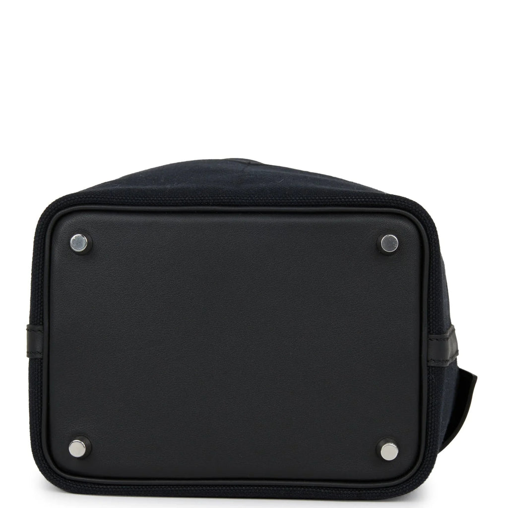 Black 18 Cargo Bucket Bag X77594