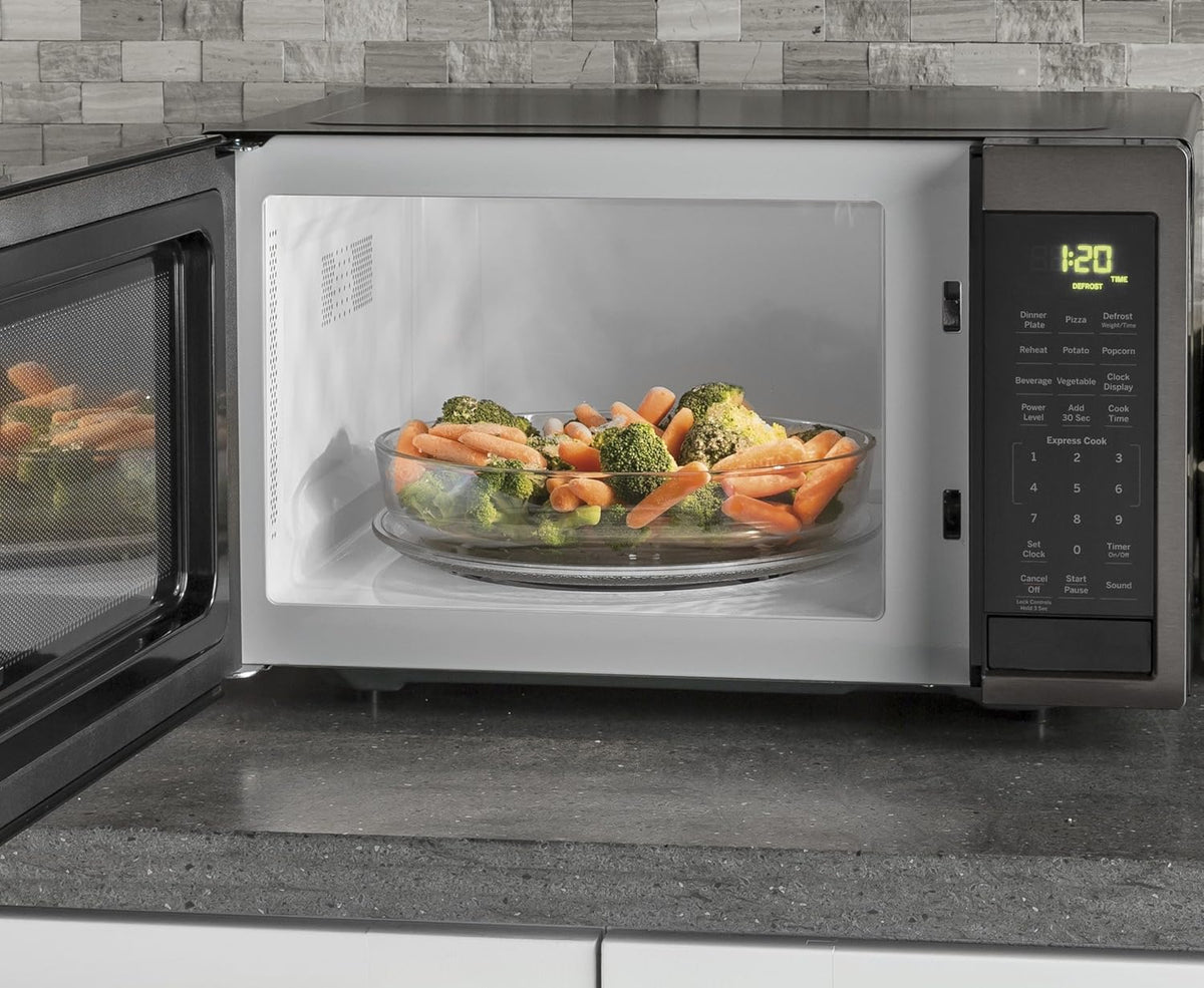 0.9 Cu Ft 900 Watts Black Stainless Steel Microwave Oven K1292