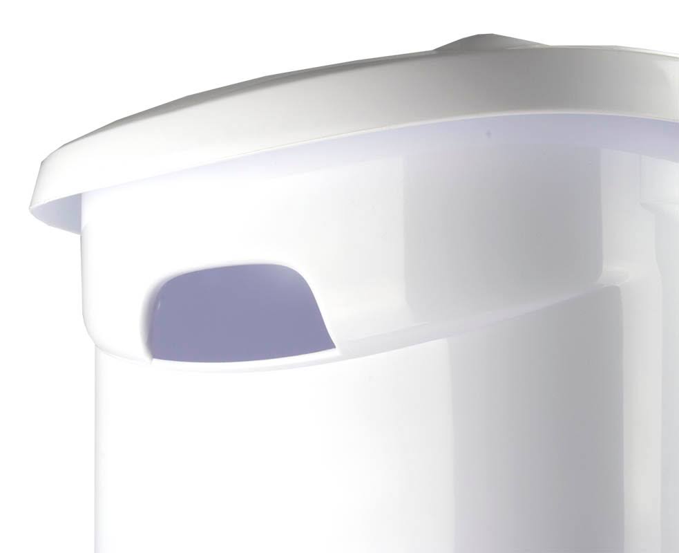White Laundry Hamper with Wheels and Pull Handle 15 Pack W571