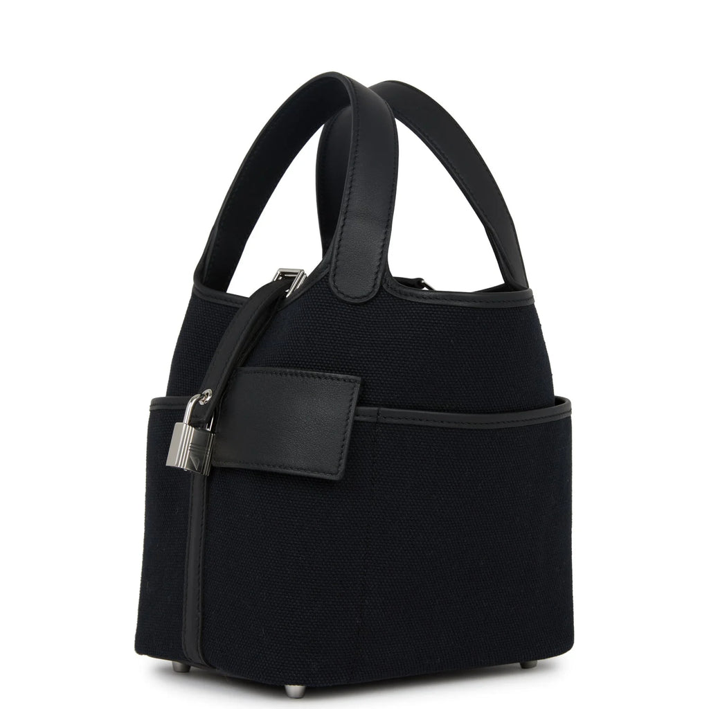 Black 18 Cargo Bucket Bag X77594