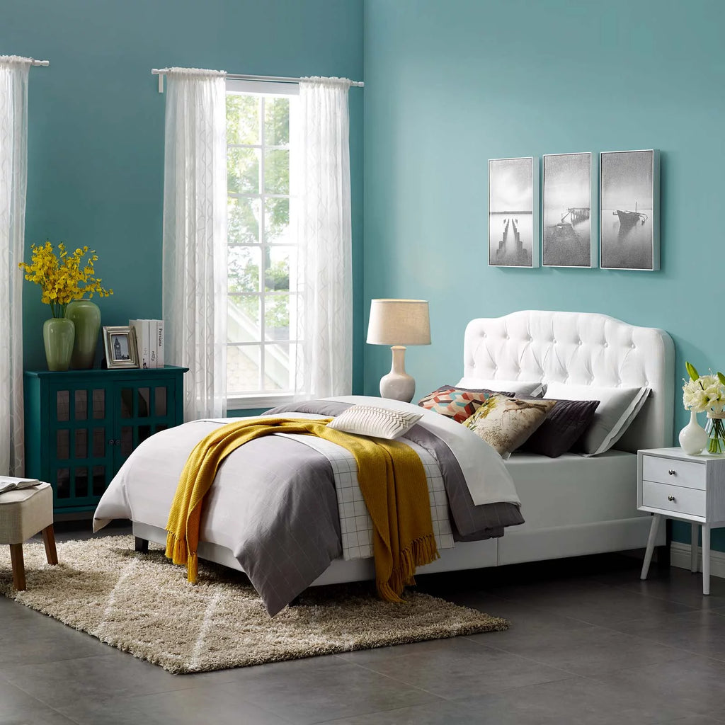 Full Upholstered Fabric Bed in White A2064